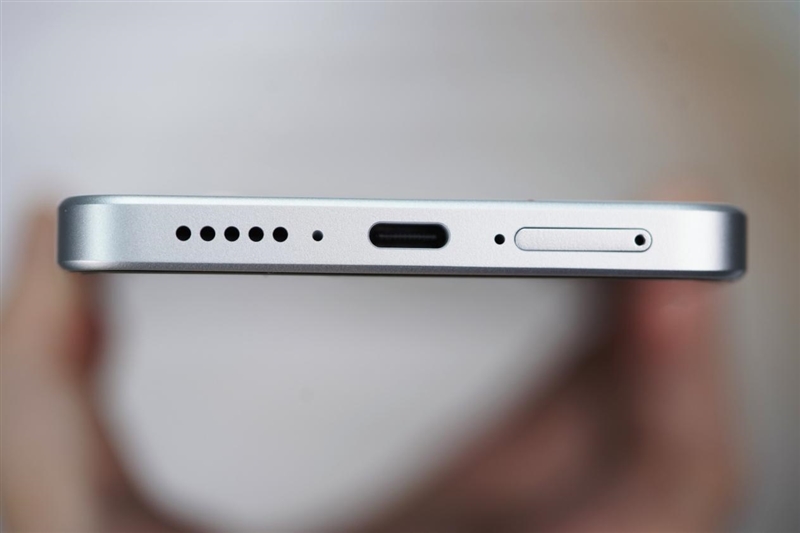 首发天玑8400-Ultra！REDMI Turbo 4全面评测：为年轻人量身打造的性能小钢炮  第11张