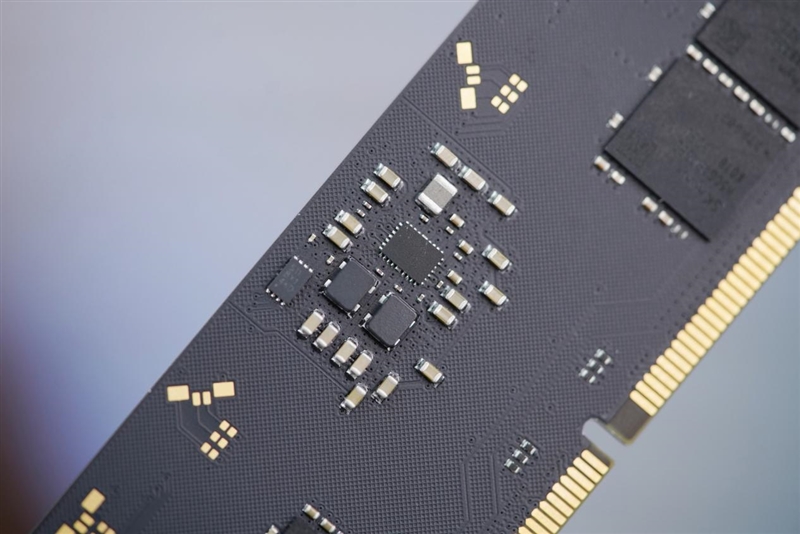 轻松超8000MHz C38！七彩虹iGame Shadow DDR5-6000 16GBx2评测：同时满足AMD/Intel的顶级内存  第12张