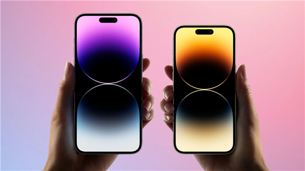 iPhone 15最强对手！华为Mate 60鸿蒙版“灵动岛”加持！  第2张