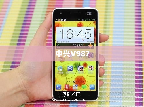 中兴V987  第1张