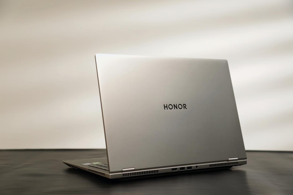 荣耀MagicBook Pro 16 2025，轻薄与性能的完美融合？荣耀全新轻薄静音游戏本体验报告