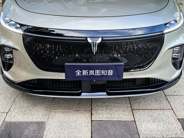 华系纯电SUV新标杆，全新岚图知音体验，22万元起全配齐