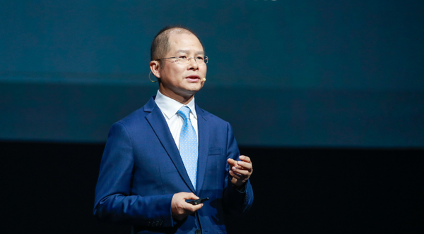 华为徐直军，多家中国企业共筑鸿蒙，系统已脱胎换骨的成长与发展