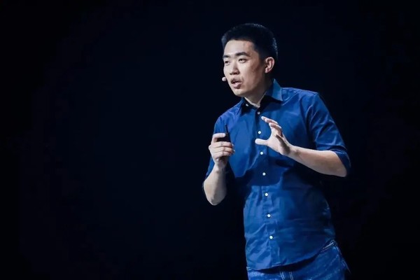 AI机器人时代，汽车成为最大应用场景的探索与展望