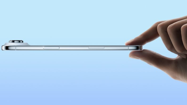 苹果iPhone Air机身弯折测试，极端测试揭晓答案