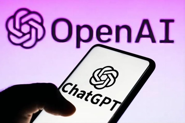 ChatGPT周活跃用户突破7亿，消息量飙升至180亿条