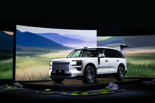 极氪9X，全球加速最快混动SUV，顶配售价60万  第3张