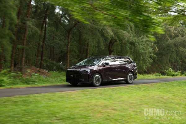 小鹏X9超级增程交付周期延至7-9周 11月销量超2000台