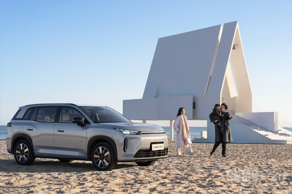 埃安i60国民增程210马到成功版上市！续航达1240公里