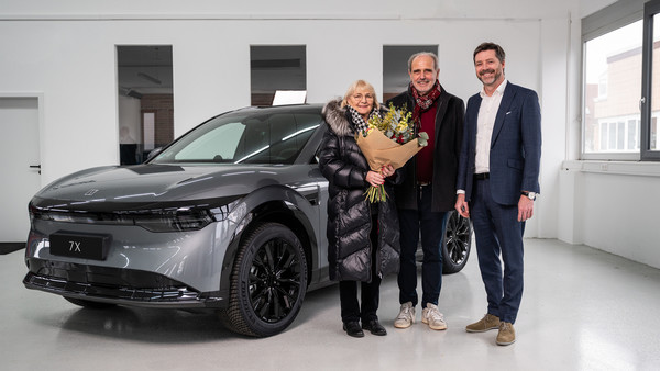 极氪汽车开始在德国交付 2月销量2.3万 新势力唯一增长