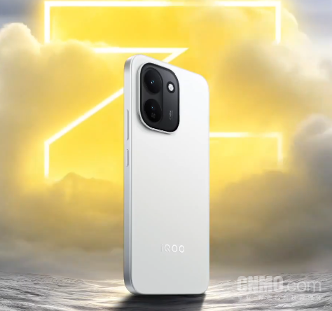 iQOO Z11搭载最新蓝海续航系统 电量耗尽可秒回游戏