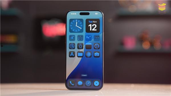 苹果官网上架iPhone 15 Pro Max官翻版：售价近万元  第2张